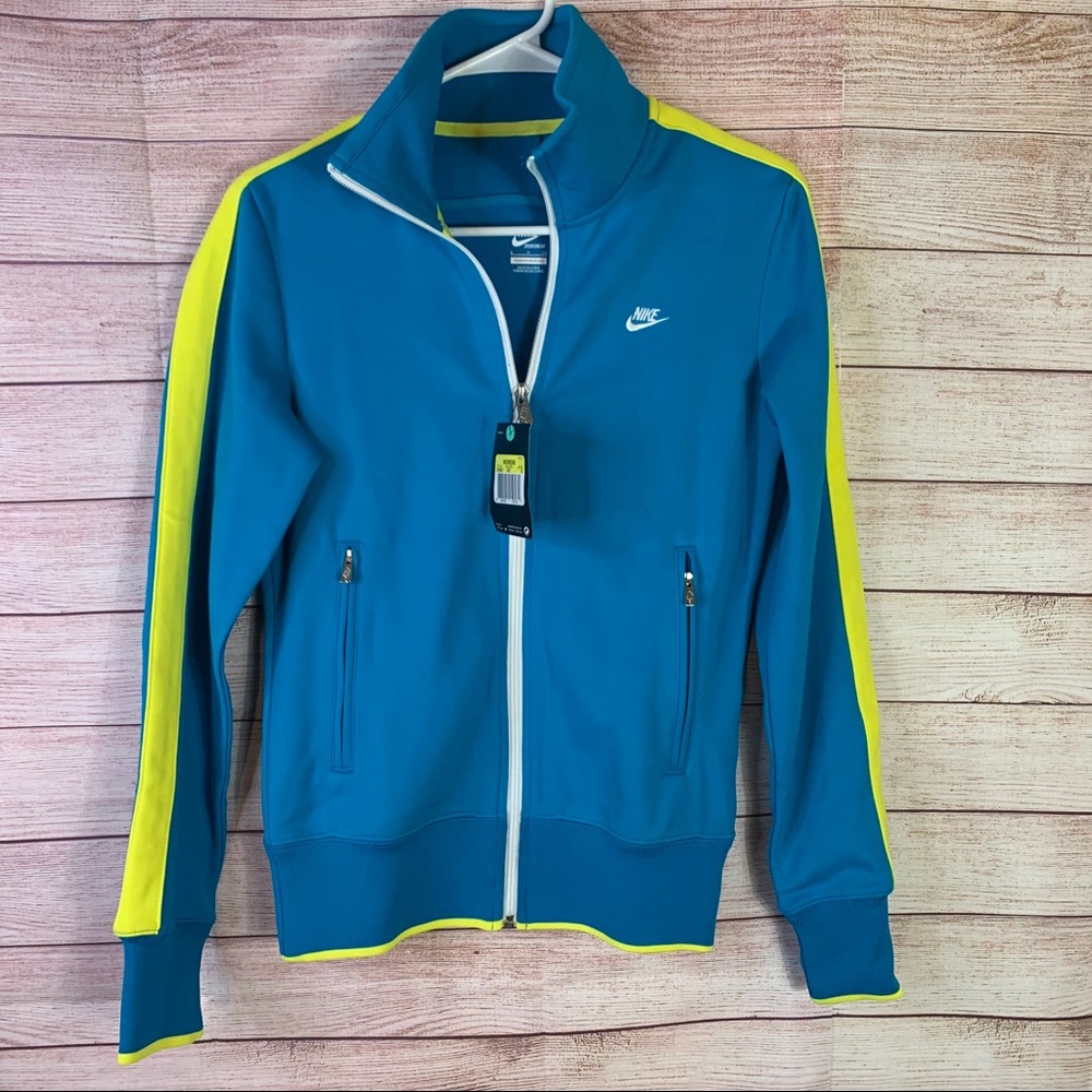 Nike’s Women Teal Sportwear‎ Zipper Jacket Small